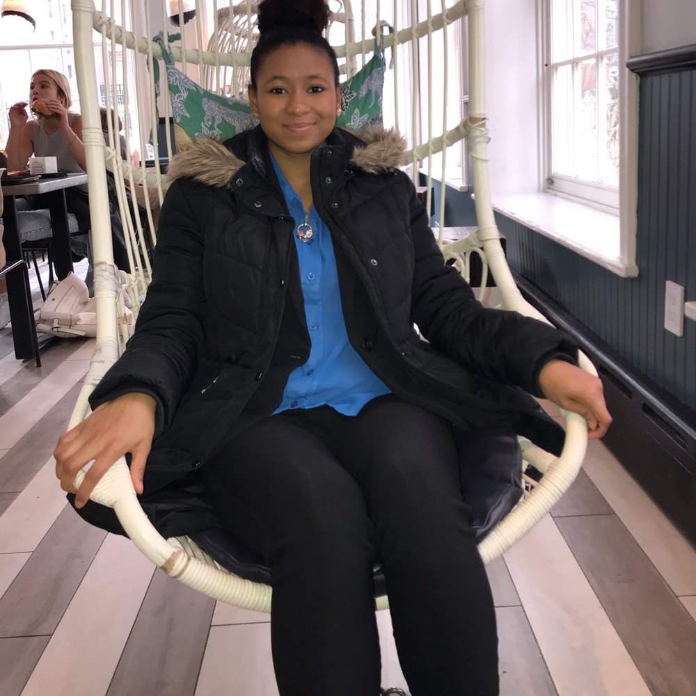 Meet your Posher, Lesley